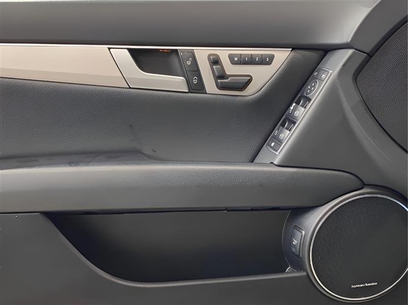 Mercedes-Benz C-Class C300 4MATIC Sport Sedan 2013