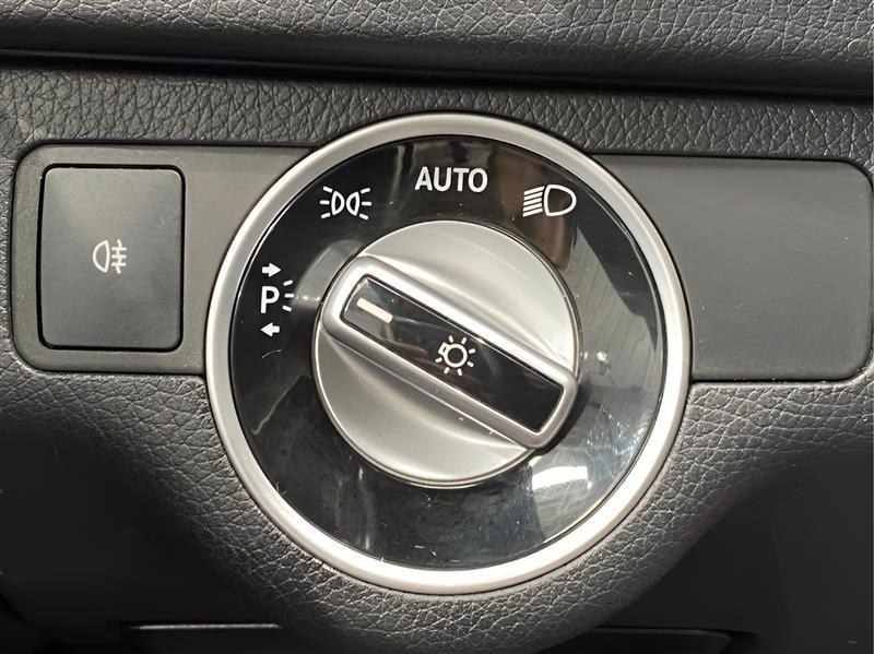 Mercedes-Benz C-Class C300 4MATIC Sport Sedan 2013