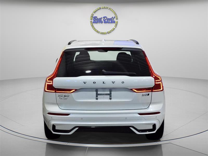 Volvo XC60  2023