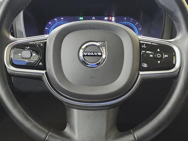 Volvo XC60  2023