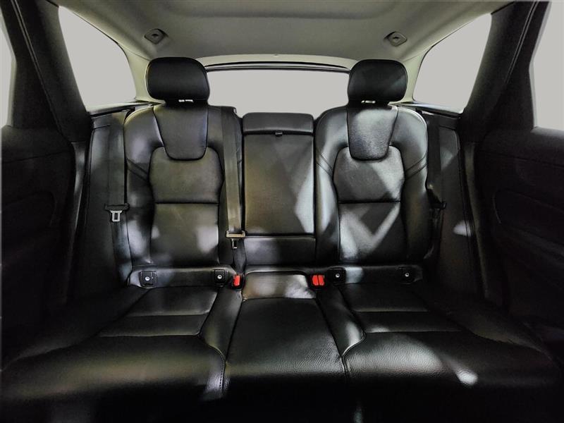 Volvo XC60  2023