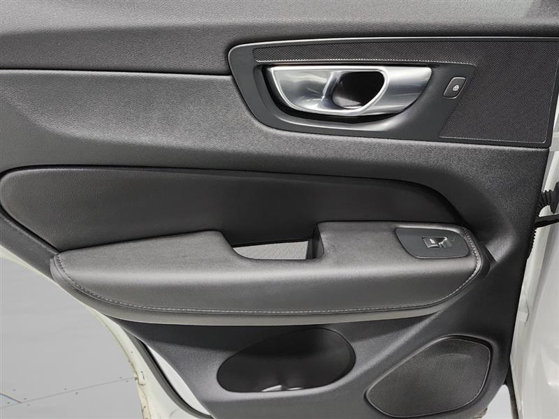 Volvo XC60  2023