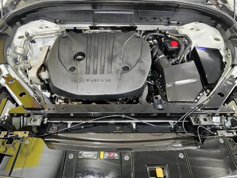 Volvo XC60  2023
