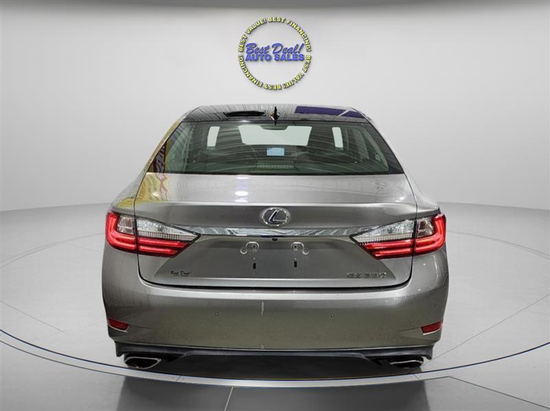Lexus ES 350 Sedan 2016