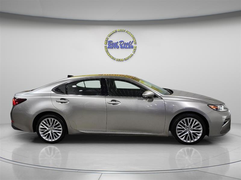 Lexus ES 350 Sedan 2016