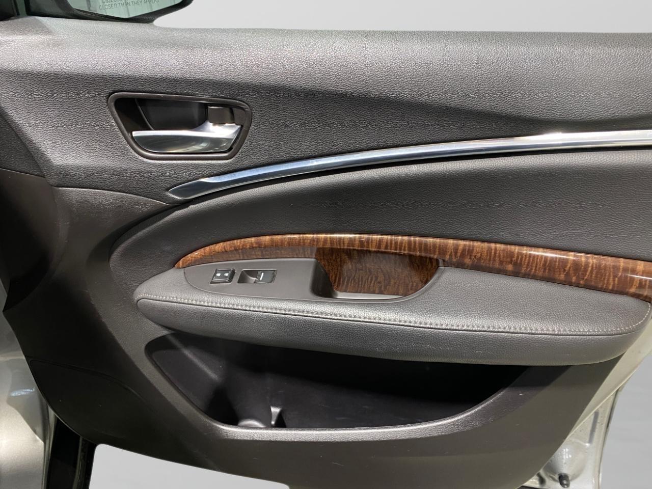 Acura MDX SH-AWD 9-Spd AT w/Tech Package 2017