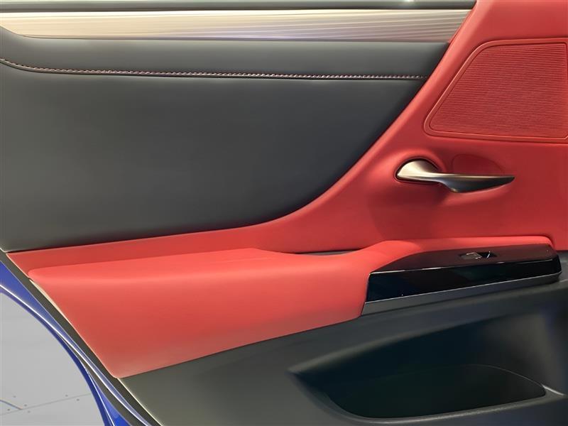 Lexus ES 350 F SPORT 2022