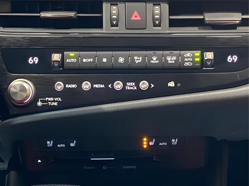 Lexus ES 350 F SPORT 2022