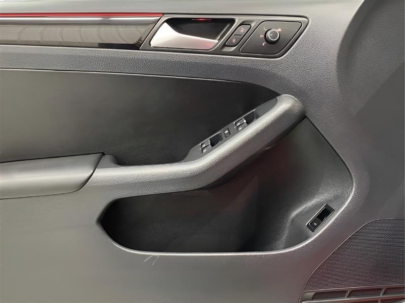 Volkswagen Jetta 2.0T GLI 6A 2017