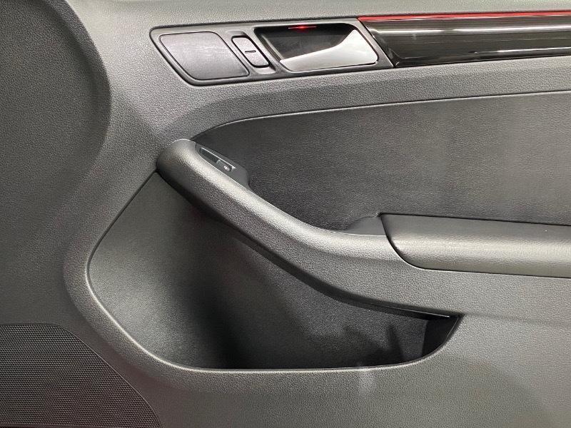 Volkswagen Jetta 2.0T GLI 6A 2017