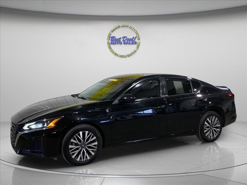 Nissan Altima 2.5 SV AWD 2023