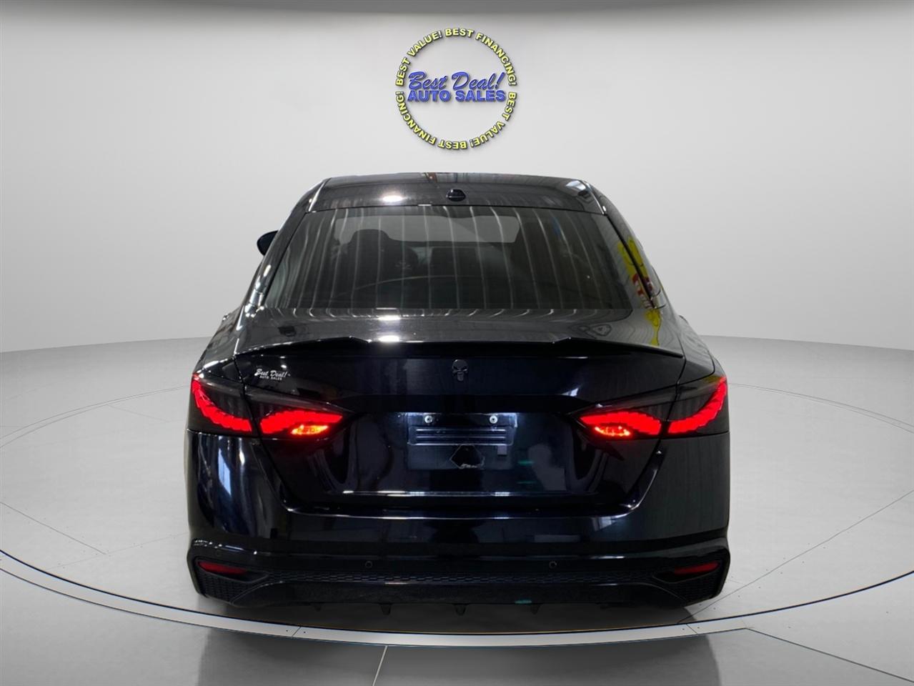 Nissan Altima 2.5 SV AWD 2023