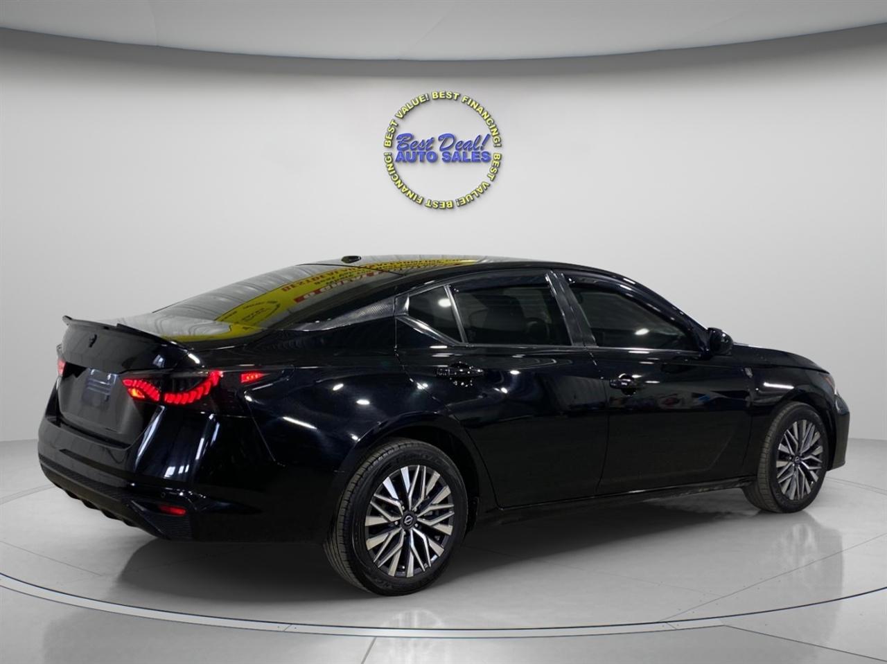 Nissan Altima 2.5 SV AWD 2023