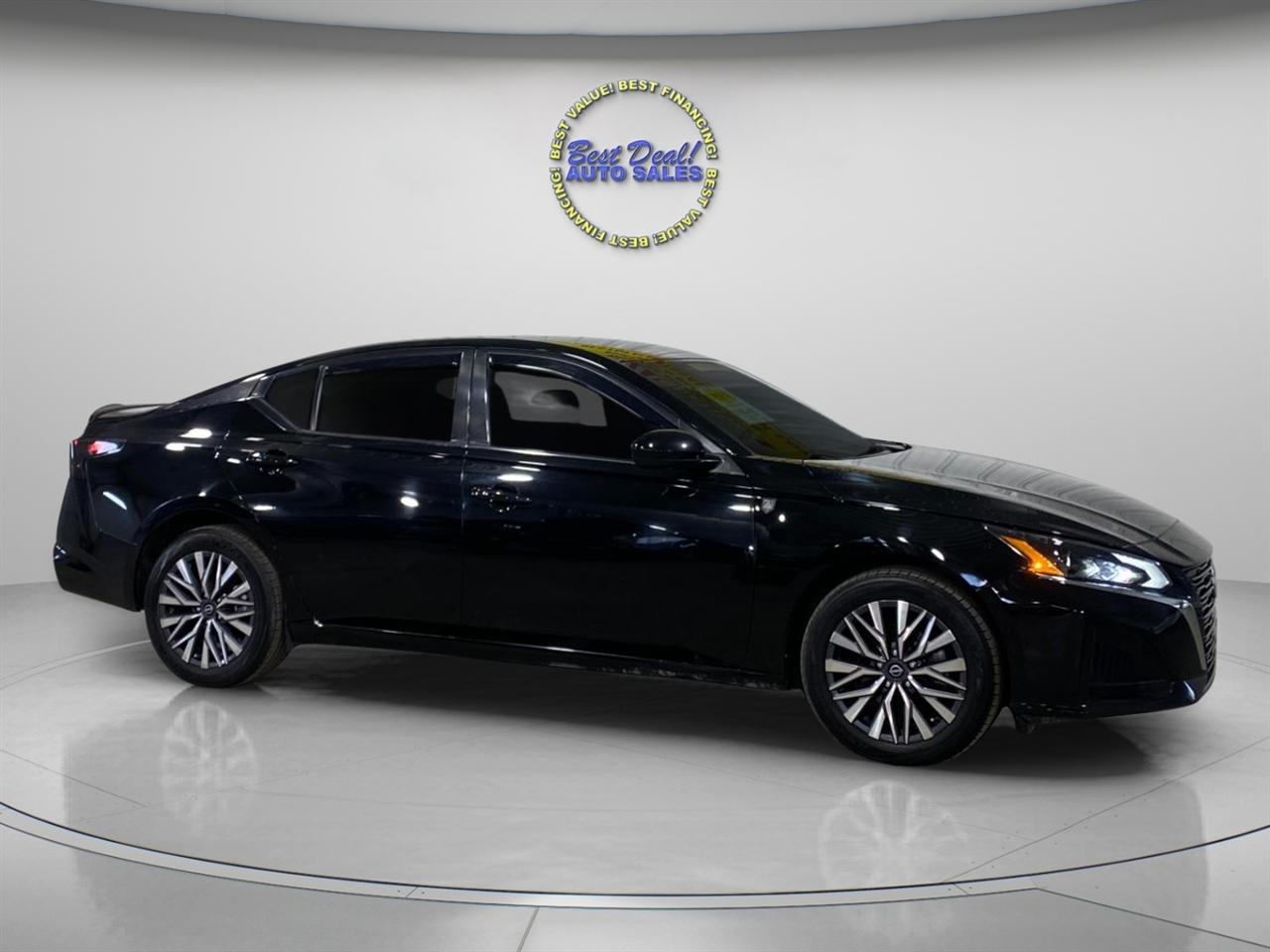 Nissan Altima 2.5 SV AWD 2023