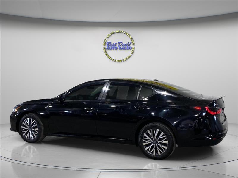 Nissan Altima 2.5 SV AWD 2023