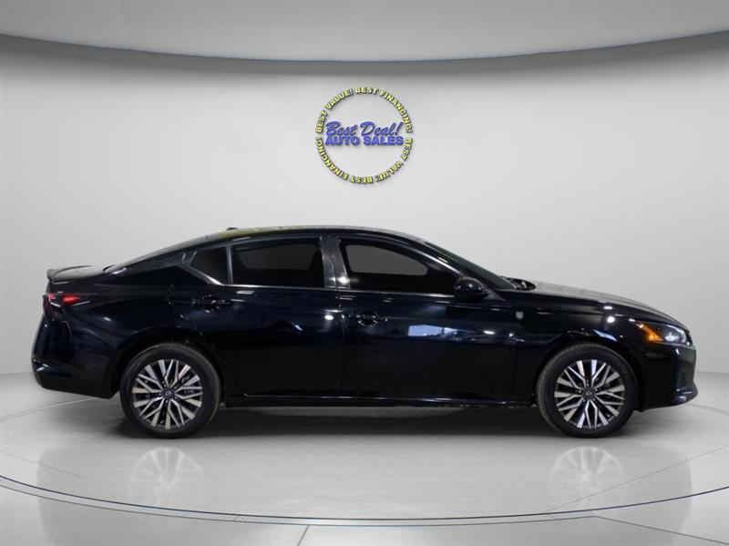 Nissan Altima 2.5 SV AWD 2023