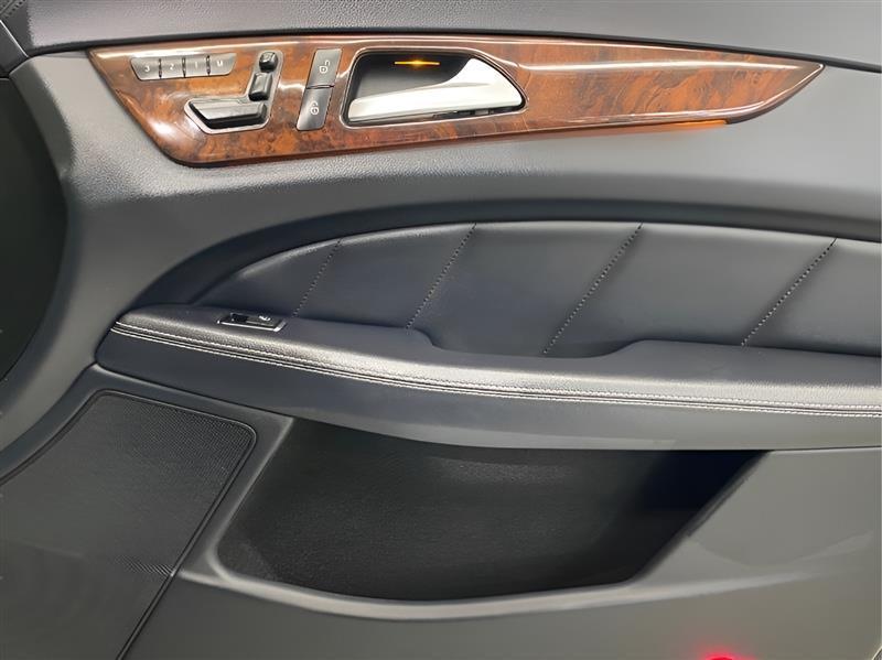 Mercedes-Benz CLS-Class CLS550 4MATIC 2014