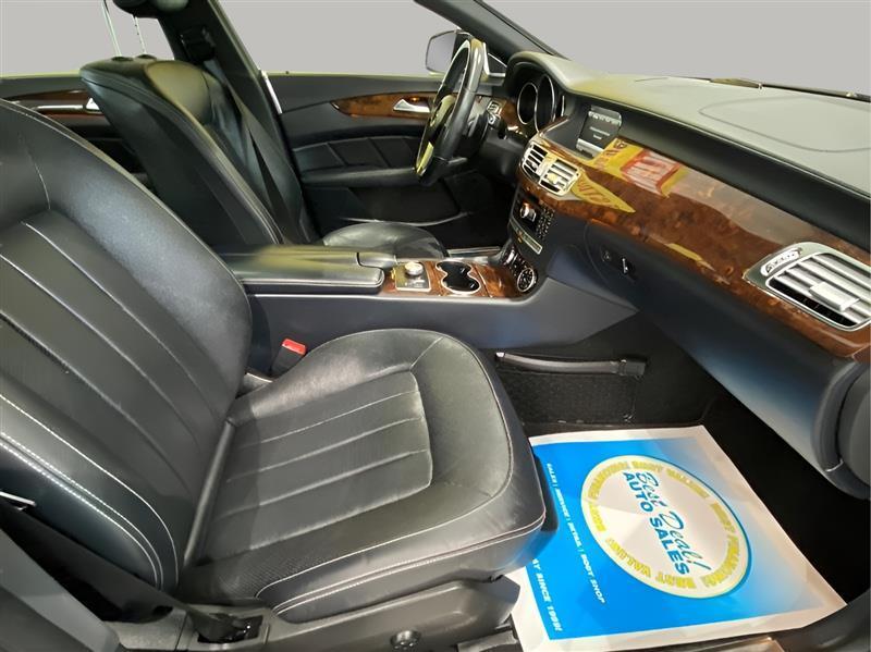 Mercedes-Benz CLS-Class CLS550 4MATIC 2014