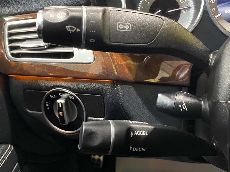 Mercedes-Benz CLS-Class CLS550 4MATIC 2014