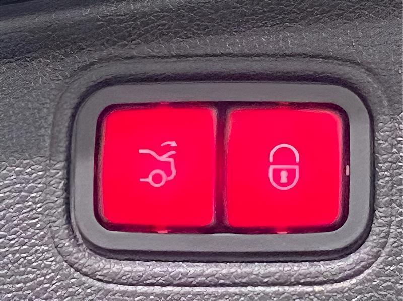 Mercedes-Benz C-Class C300 4MATIC Coupe 2021