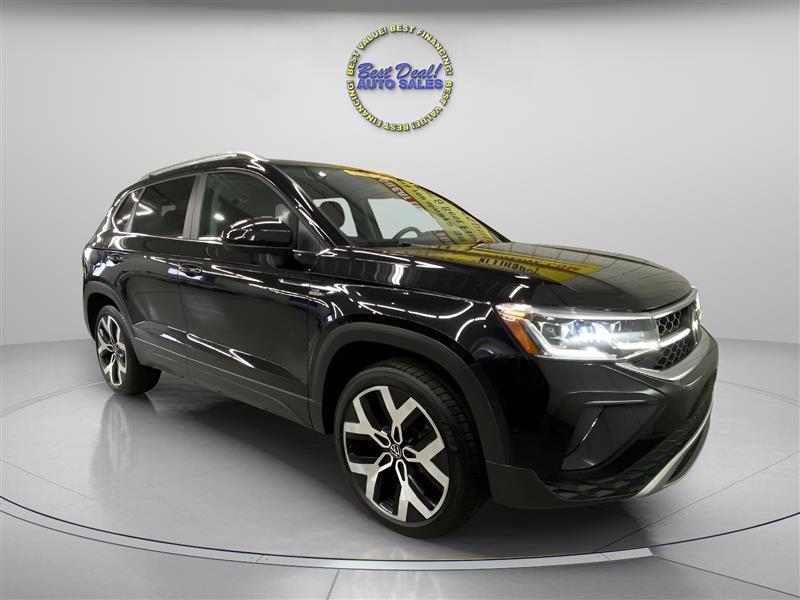 Volkswagen Taos SEL 4MOTION 2022