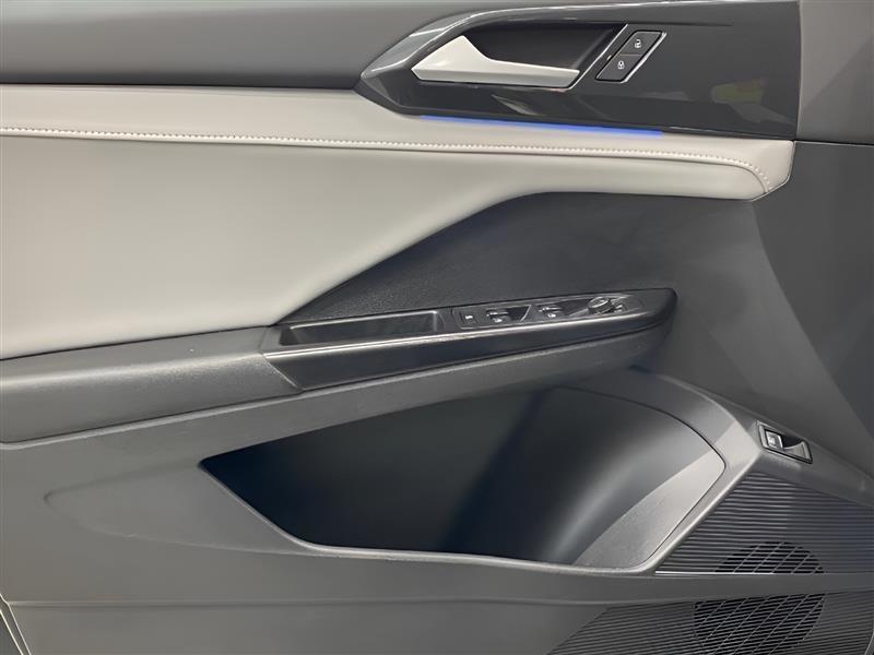 Volkswagen Taos SEL 4MOTION 2022