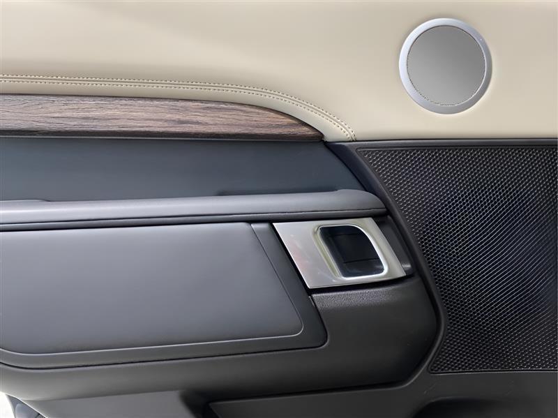 Land Rover Discovery HSE Td6 2017