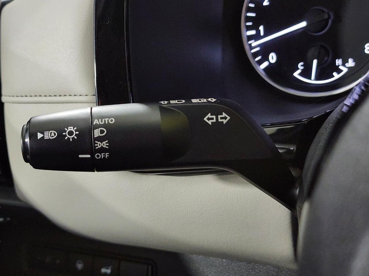 Nissan Pathfinder  2024