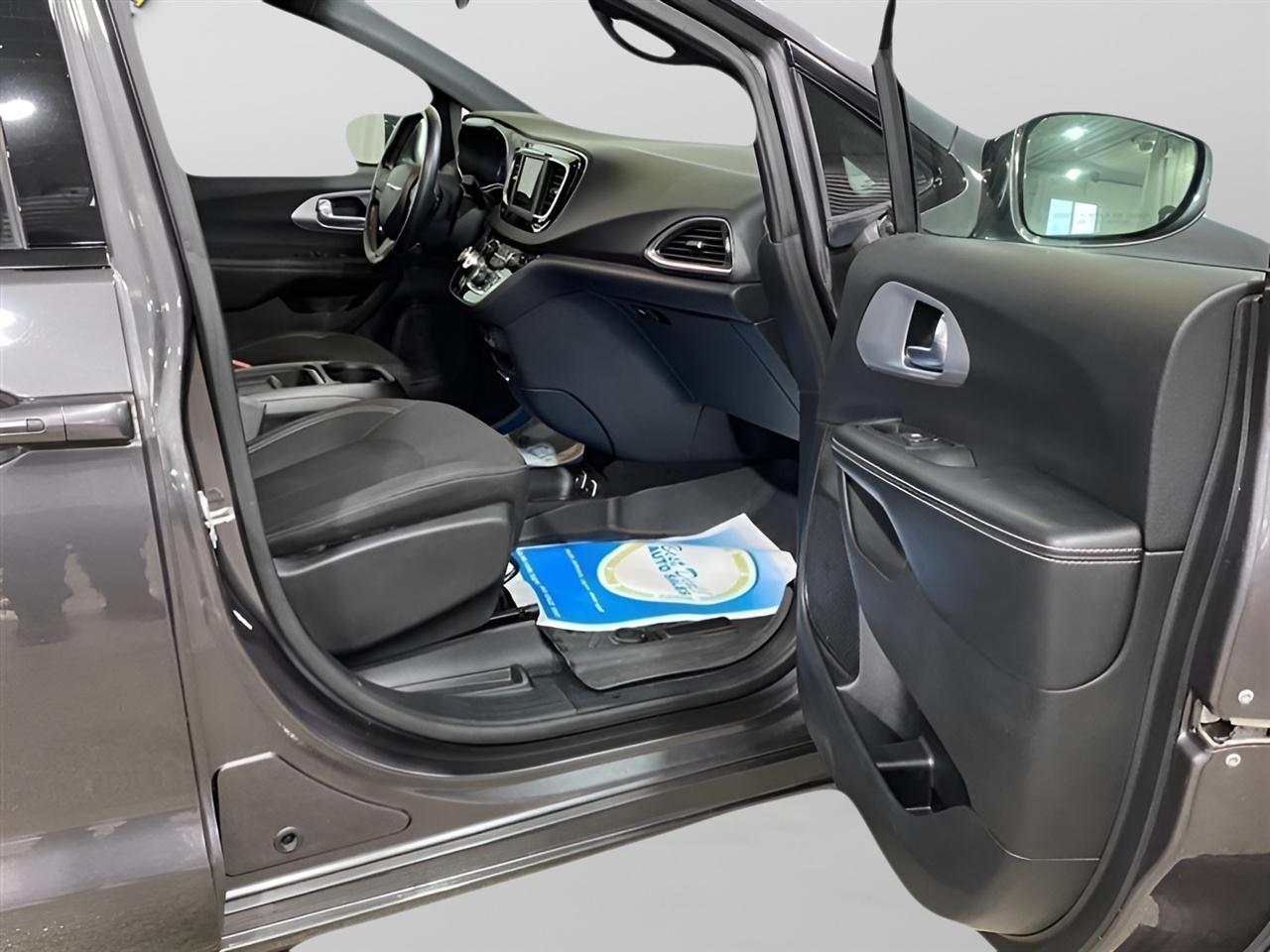 Chrysler Pacifica Touring Plus 2018