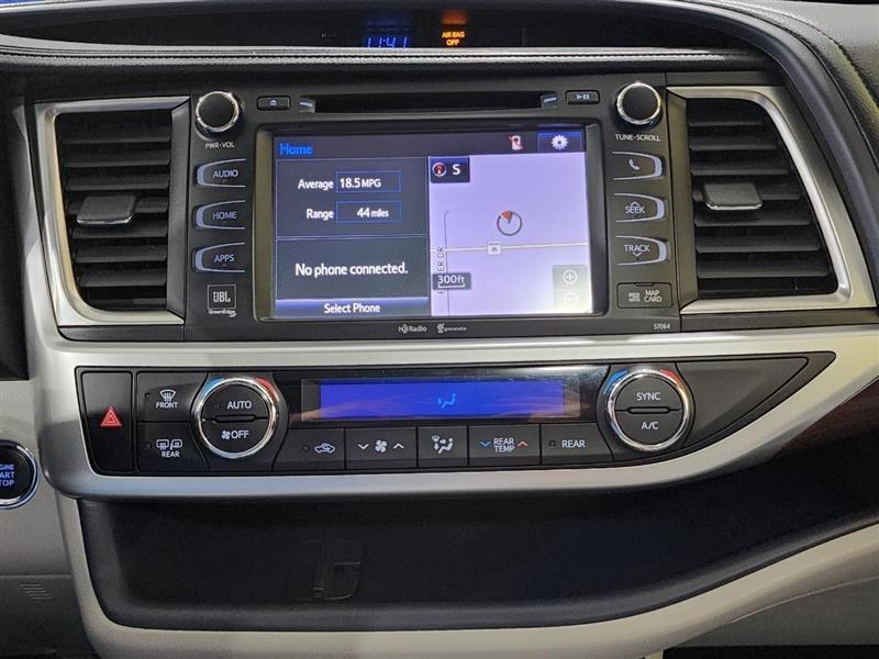 Toyota Highlander  2015