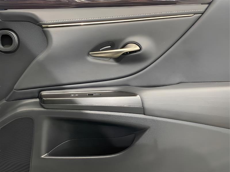 Lexus ES 350 Luxury 2019