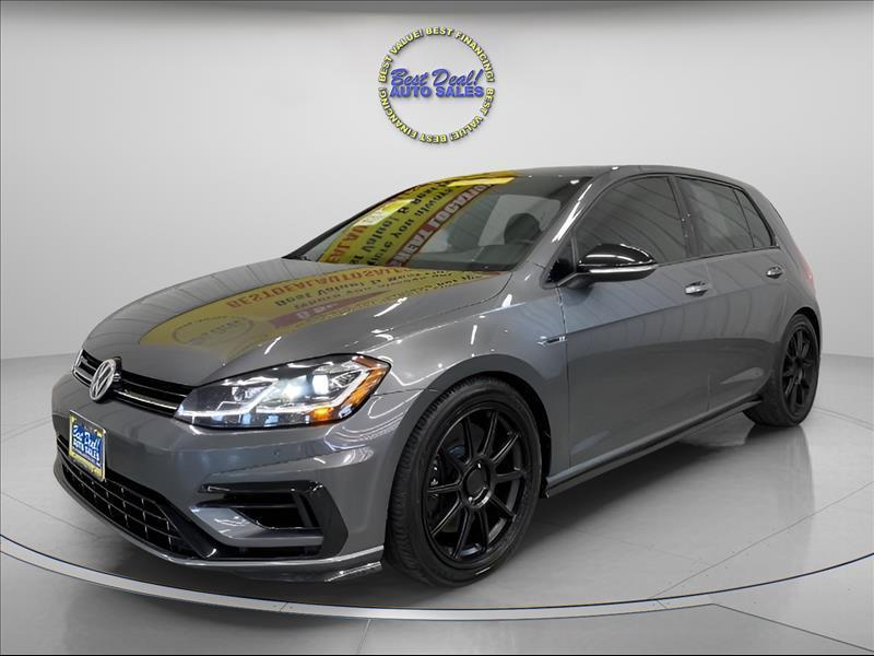 2018 Volkswagen Golf R 4-Door AWD
