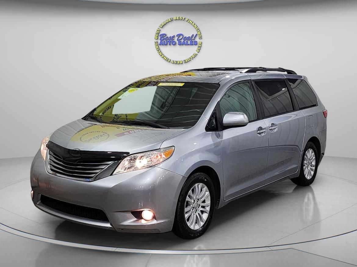 Toyota Sienna  2017