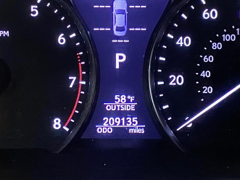 Lexus LS 460 Luxury Sedan AWD 2013