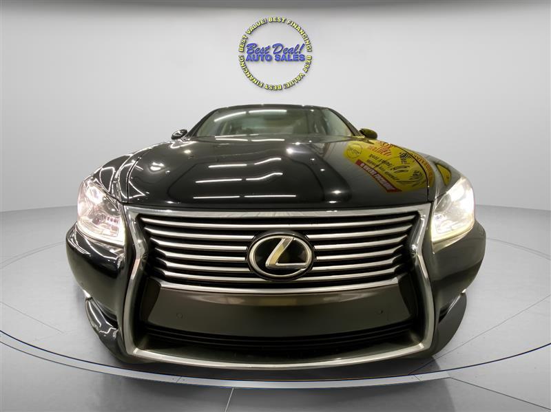 Lexus LS 460 Luxury Sedan AWD 2013