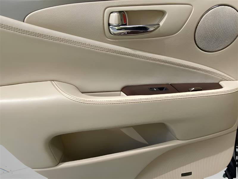 Lexus LS 460 Luxury Sedan AWD 2013