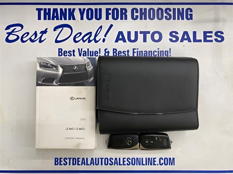 Lexus LS 460 Luxury Sedan AWD 2013