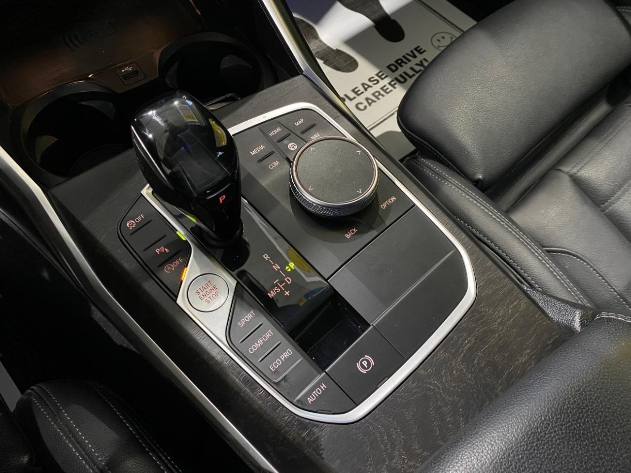 BMW 3-Series 330i xDrive 2020