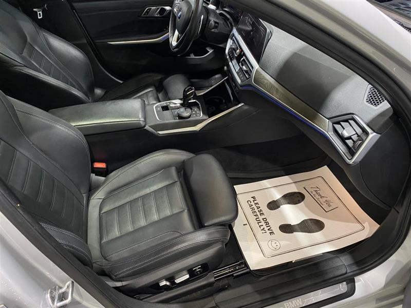 BMW 3-Series 330i xDrive 2020