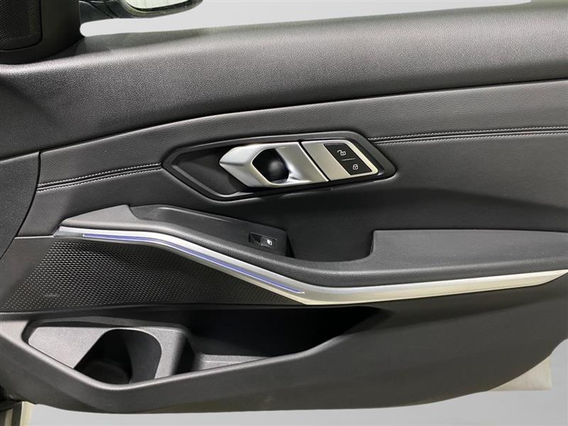 BMW 3-Series 330i xDrive 2020