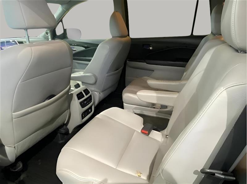 2016 Honda Pilot Elite - Photo 22