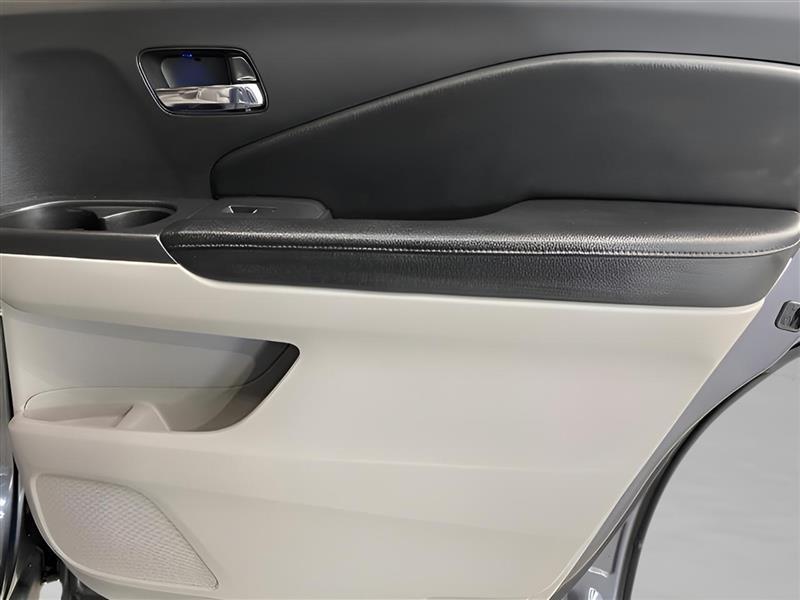 2016 Honda Pilot Elite - Photo 23