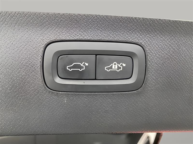 Volvo XC90 T6 Momentum AWD 2017