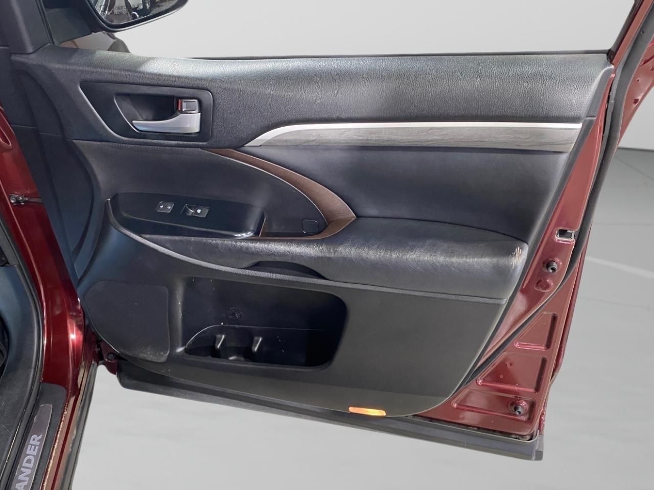 Toyota Highlander  2018