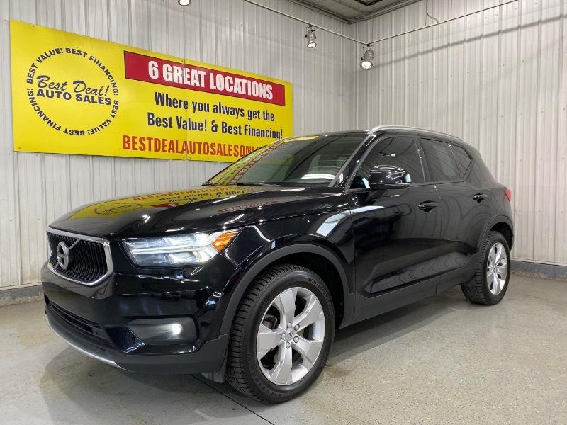 2022 Volvo XC40 T5 Momentum AWD