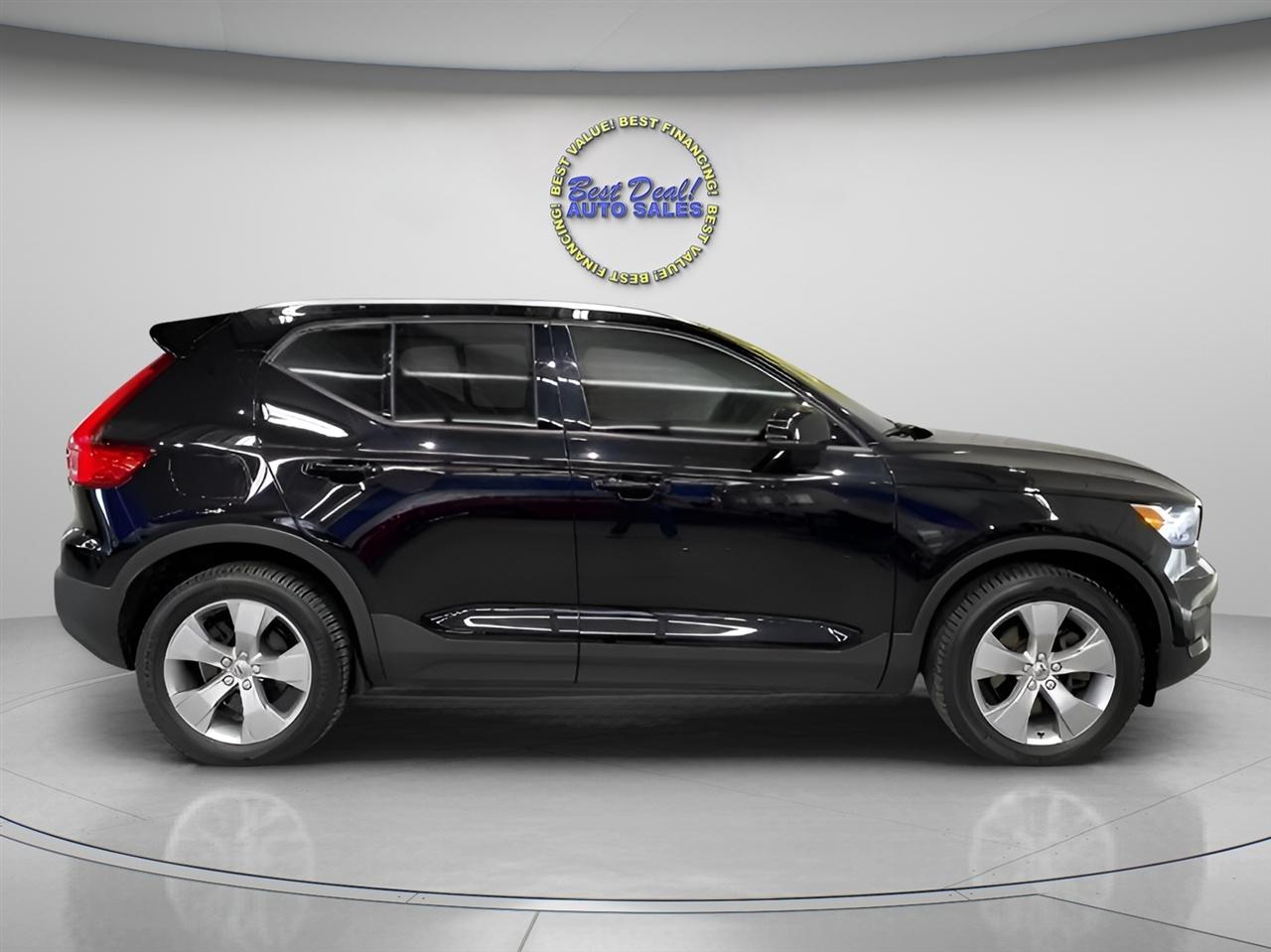 Volvo XC40 T5 Momentum AWD 2022