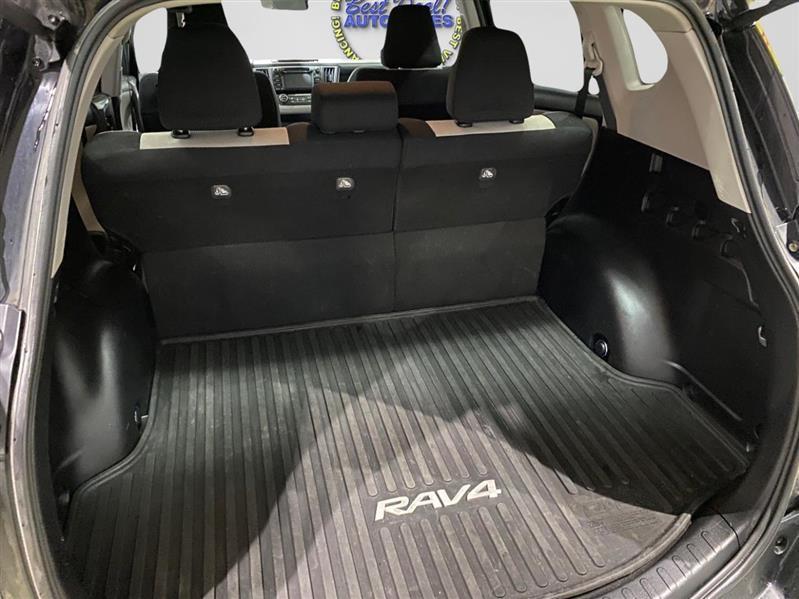 Toyota RAV4 XLE AWD 2017