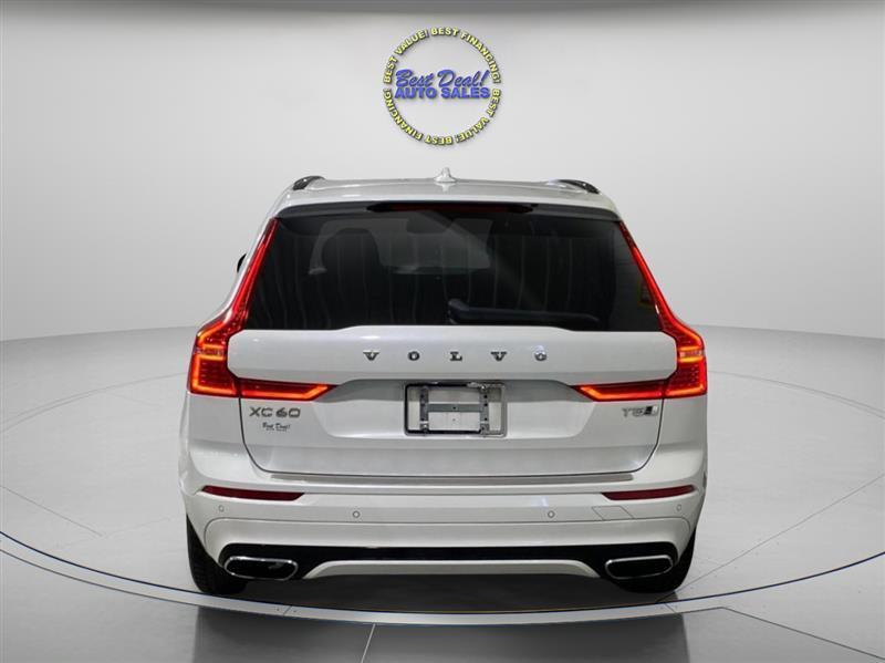 Volvo XC60 T5 R-Design AWD 2021