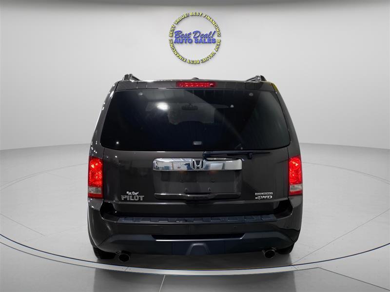Honda Pilot Touring 4WD 5-Spd AT with DVD 2015