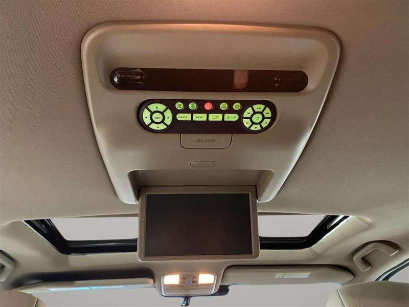 Honda Pilot Touring 4WD 5-Spd AT with DVD 2015